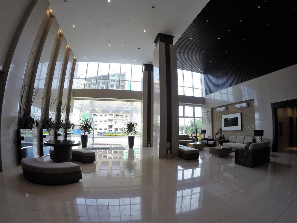 טגאיטאי Wind Residence Condo - Tagaytay By Jaderooms מראה חיצוני תמונה