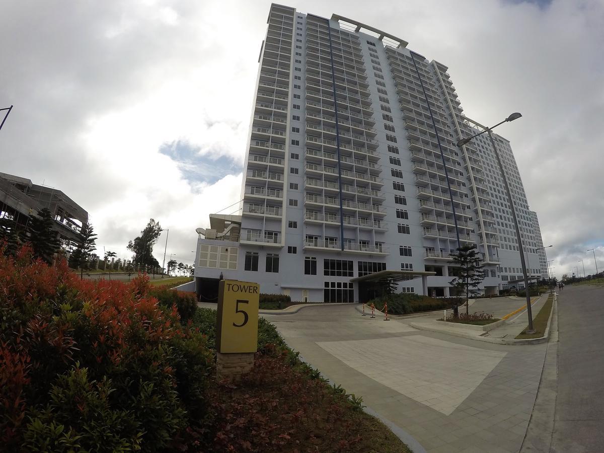 טגאיטאי Wind Residence Condo - Tagaytay By Jaderooms מראה חיצוני תמונה